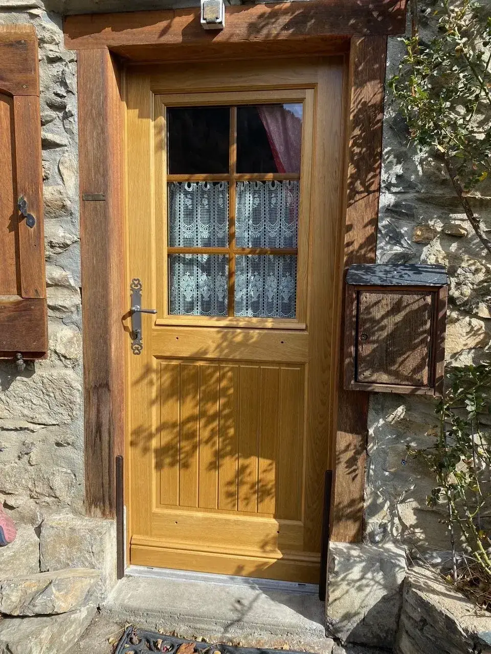 Portes bois près de Ax-les-Thermes