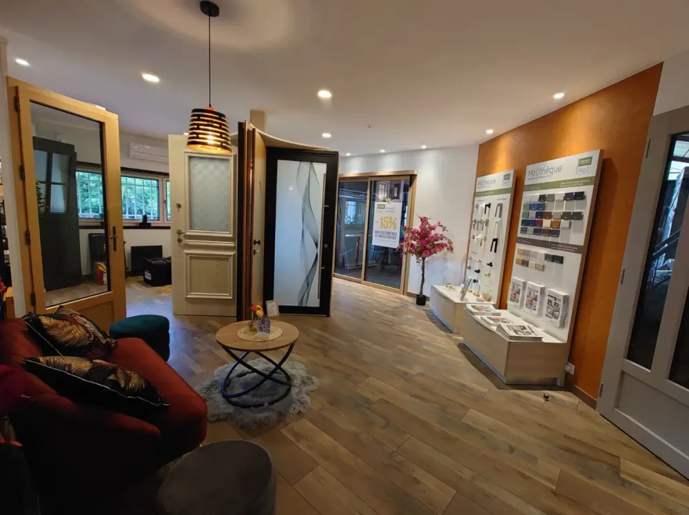 Showroom AOC ouverture