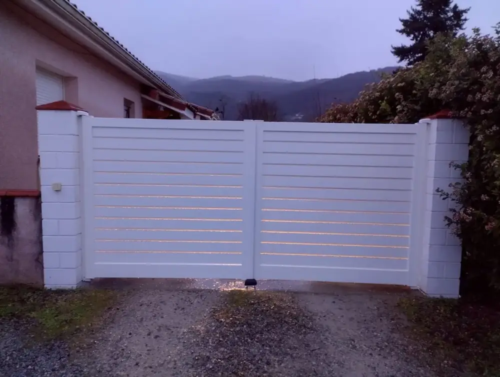 Portail Blanc